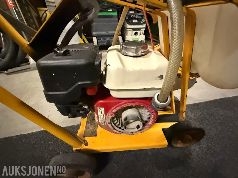 Cedima CF-7 Asfalt/betongsag - Anleggsmaskiner: bilde 4 Cedima CF-7 Asfalt/betongsag - Anleggsmaskiner: bilde 4