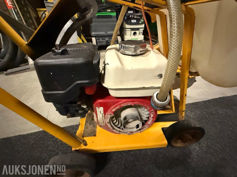 Cedima CF-7 Asfalt/betongsag - Anleggsmaskiner: bilde 3 Cedima CF-7 Asfalt/betongsag - Anleggsmaskiner: bilde 3