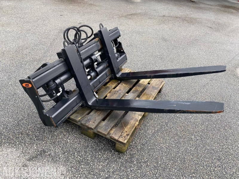 JST hydraulisk pallegaffel - Anleggsmaskiner: bilde 1 JST hydraulisk pallegaffel - Anleggsmaskiner: bilde 1
