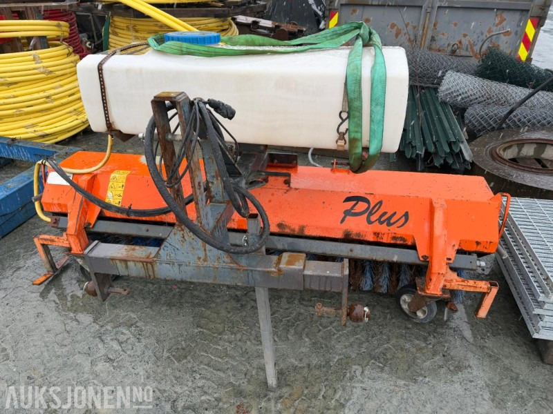 2008 Tuchel feiekost Plus 230 hd 3-punkt - Landbruksteknikk: bilde 5 2008 Tuchel feiekost Plus 230 hd 3-punkt - Landbruksteknikk: bilde 5