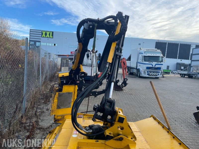 2012 McConnel PA 8085 Power Arm med RH1500 Kantklipper/Beitepusser - Landbruksteknikk: bilde 3 2012 McConnel PA 8085 Power Arm med RH1500 Kantklipper/Beitepusser - Landbruksteknikk: bilde 3