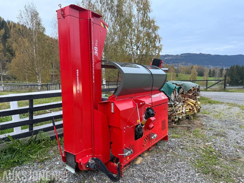 2024 Hakki pilke 38 pro vedmaskin m/flisavsug - Landbruksteknikk: bilde 2 2024 Hakki pilke 38 pro vedmaskin m/flisavsug - Landbruksteknikk: bilde 2