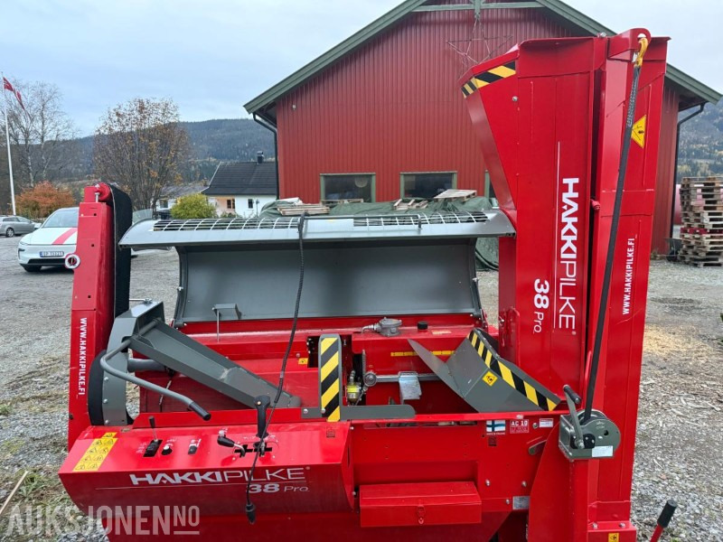 2024 Hakki pilke 38 pro vedmaskin m/flisavsug - Landbruksteknikk: bilde 1 2024 Hakki pilke 38 pro vedmaskin m/flisavsug - Landbruksteknikk: bilde 1