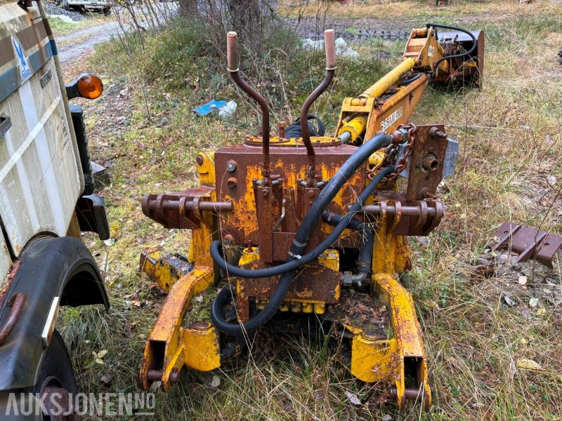 GRAVEAGGREGAT/ SESAM 500 / 3 SKUFFER - Landbruksteknikk: bilde 1 GRAVEAGGREGAT/ SESAM 500 / 3 SKUFFER - Landbruksteknikk: bilde 1