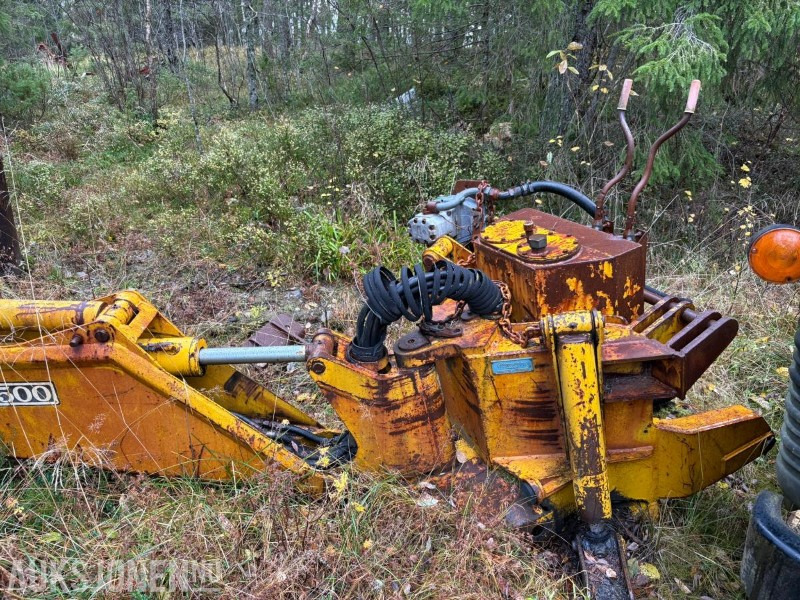 GRAVEAGGREGAT/ SESAM 500 / 3 SKUFFER - Landbruksteknikk: bilde 3 GRAVEAGGREGAT/ SESAM 500 / 3 SKUFFER - Landbruksteknikk: bilde 3