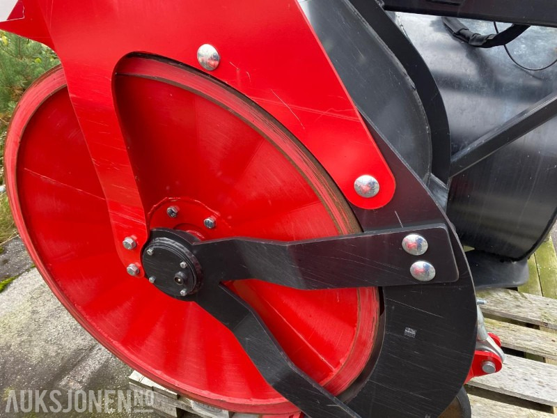 IGLAND SNØFRES SB2690 - Landbruksteknikk: bilde 4 IGLAND SNØFRES SB2690 - Landbruksteknikk: bilde 4