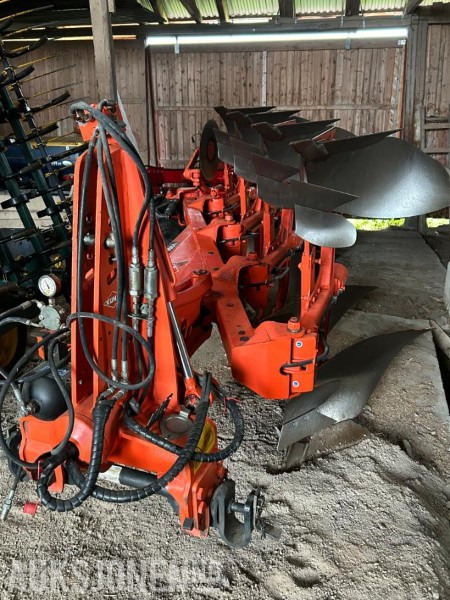 KUHN Vari-Master Vendeplog - Landbruksteknikk: bilde 1 KUHN Vari-Master Vendeplog - Landbruksteknikk: bilde 1