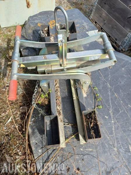 Lite brukt Klype for laftestokker og stein - Probst Tsz uni - Landbruksteknikk: bilde 2 Lite brukt Klype for laftestokker og stein - Probst Tsz uni - Landbruksteknikk: bilde 2