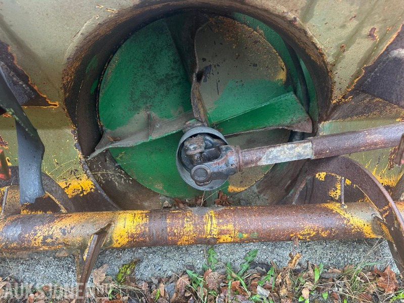 Øveraasen snøbas 200H - 2 trinns snøfres - Landbruksteknikk: bilde 5 Øveraasen snøbas 200H - 2 trinns snøfres - Landbruksteknikk: bilde 5