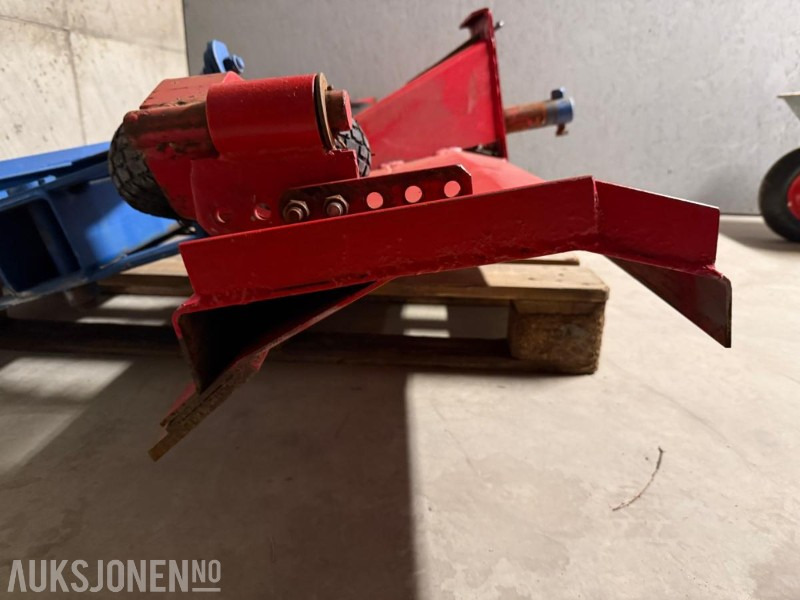 Planringsskjær 2m bredde til traktor - Landbruksteknikk: bilde 5 Planringsskjær 2m bredde til traktor - Landbruksteknikk: bilde 5