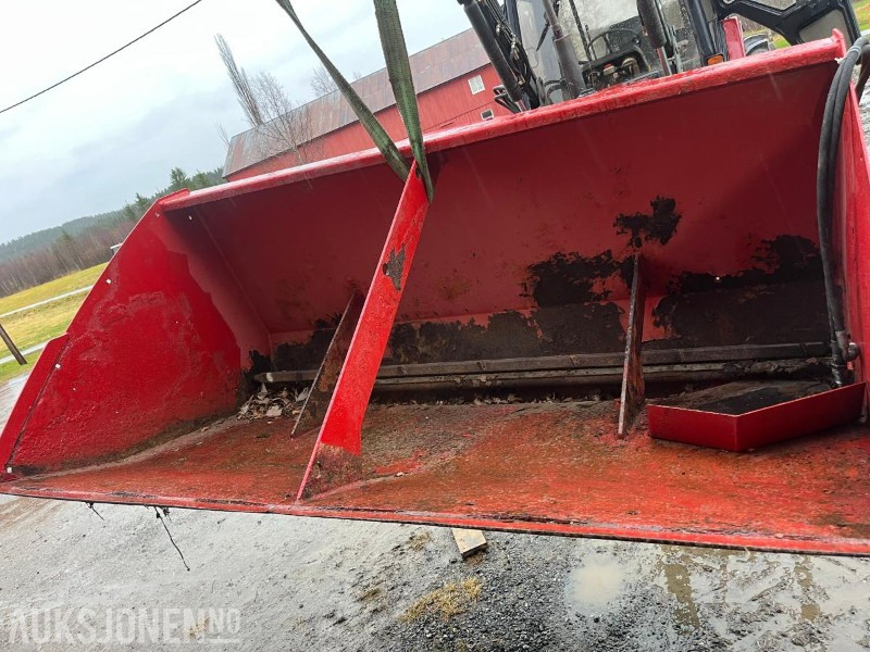 Tokwam Sma 1100 sandstrøer - Landbruksteknikk: bilde 2 Tokwam Sma 1100 sandstrøer - Landbruksteknikk: bilde 2