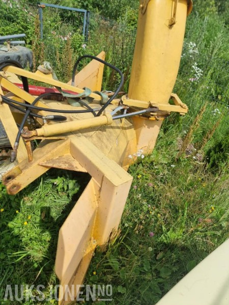 Traktor Snøfres 3 punkter feste med hydraulisk utkast - Landbruksteknikk: bilde 3 Traktor Snøfres 3 punkter feste med hydraulisk utkast - Landbruksteknikk: bilde 3
