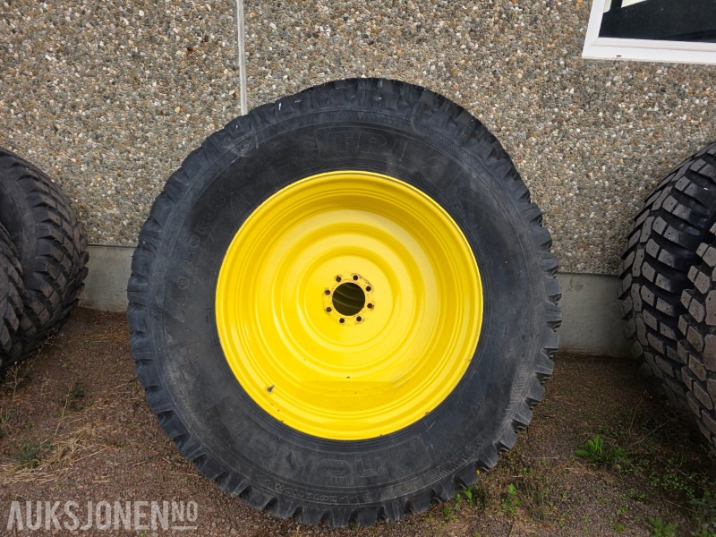 Traktordekk - Stått på John Deere 6610 - Landbruksteknikk: bilde 5 Traktordekk - Stått på John Deere 6610 - Landbruksteknikk: bilde 5