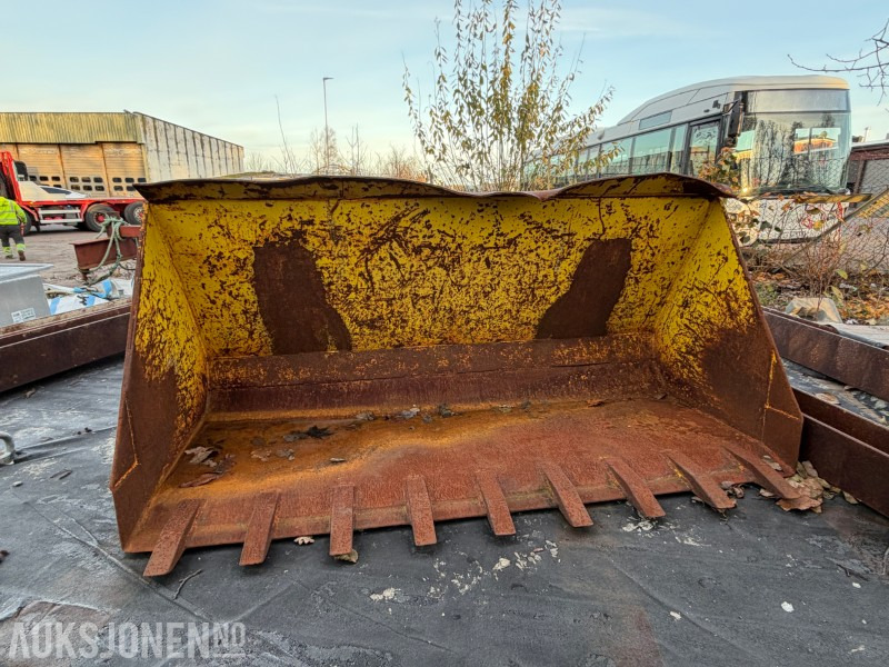 Traktorskuff 162 cm - Landbruksteknikk: bilde 2 Traktorskuff 162 cm - Landbruksteknikk: bilde 2