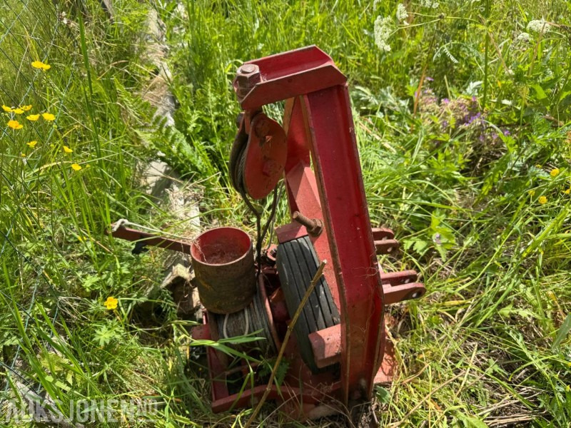 Vinsj til traktor - Landbruksteknikk: bilde 4 Vinsj til traktor - Landbruksteknikk: bilde 4