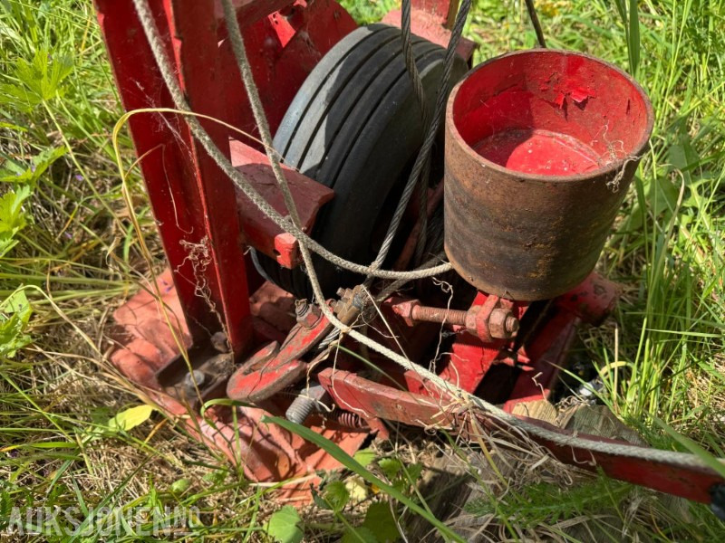 Vinsj til traktor - Landbruksteknikk: bilde 2 Vinsj til traktor - Landbruksteknikk: bilde 2