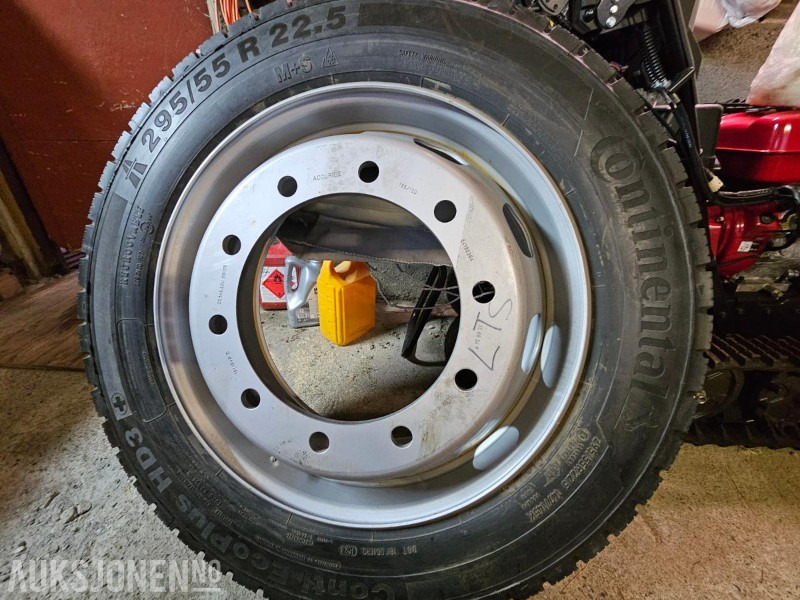 2024 Nytt/ubrukt- Continental Conti EcoPlus HD3+ 295/55R22.5 - Accuride stål felg Maweco reservehjulholder - Lastebil: bilde 1 2024 Nytt/ubrukt- Continental Conti EcoPlus HD3+ 295/55R22.5 - Accuride stål felg Maweco reservehjulholder - Lastebil: bilde 1