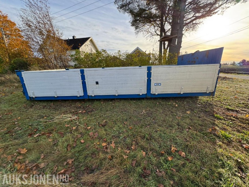 Sisu Lemflak / krokløftcontainer luftbaklem – strølem følger med - Lastebil: bilde 2 Sisu Lemflak / krokløftcontainer luftbaklem – strølem følger med - Lastebil: bilde 2