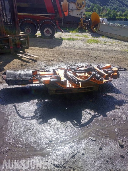 Tellefsdal LS-3500 S brøyteskjær med sving - Lastebil: bilde 4 Tellefsdal LS-3500 S brøyteskjær med sving - Lastebil: bilde 4