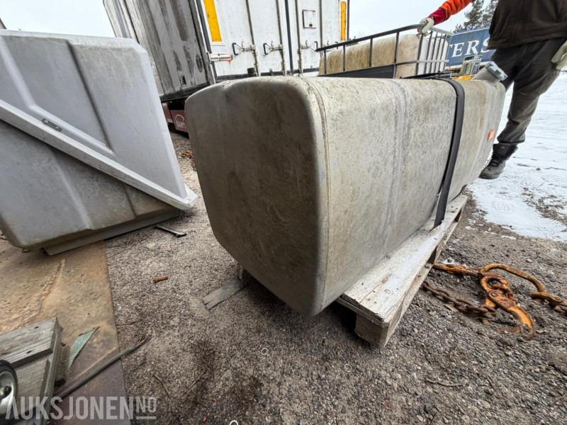 Volvo dieseltank lastebil - Lastebil: bilde 3 Volvo dieseltank lastebil - Lastebil: bilde 3