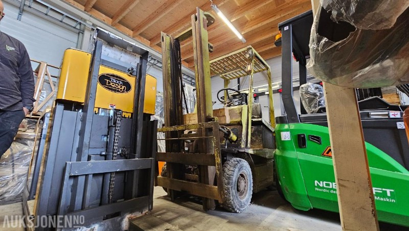 1980 Toyota 4FB10 Elektrisk gaffeltruck - Mangler glans, men ikke sjel/Rep.objekt - Materialhåndteringsutstyr: bilde 1 1980 Toyota 4FB10 Elektrisk gaffeltruck - Mangler glans, men ikke sjel/Rep.objekt - Materialhåndteringsutstyr: bilde 1