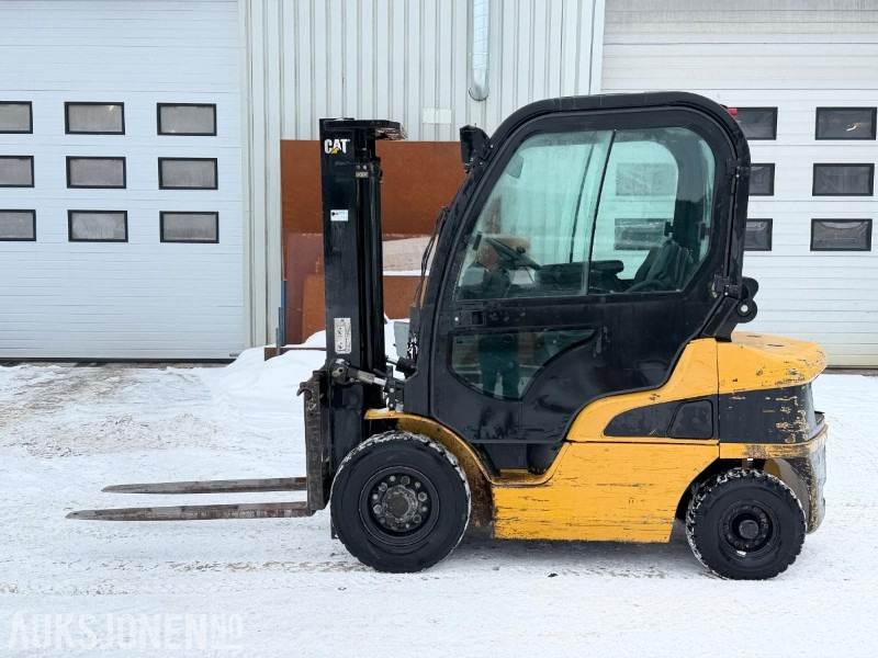 2006 Cat DP25N motvektstruck / 3,3 meter løftehøyde - Materialhåndteringsutstyr: bilde 2 2006 Cat DP25N motvektstruck / 3,3 meter løftehøyde - Materialhåndteringsutstyr: bilde 2