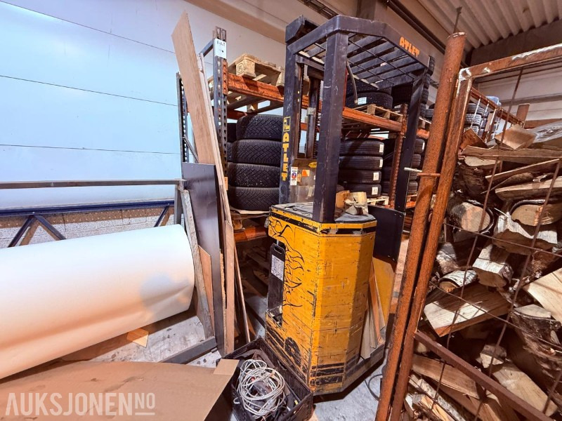 2007 Atlet Elektrisk Pallestabler - 3-4,5 m og 1000-1250 kg - Materialhåndteringsutstyr: bilde 2 2007 Atlet Elektrisk Pallestabler - 3-4,5 m og 1000-1250 kg - Materialhåndteringsutstyr: bilde 2