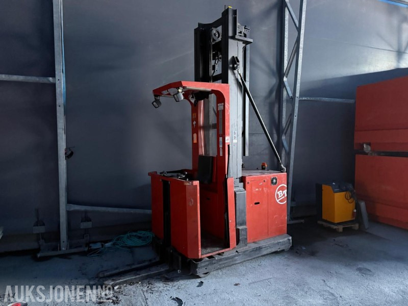 BT 1000 HSE ordreplukktruck (2007-modell) - Materialhåndteringsutstyr: bilde 3 BT 1000 HSE ordreplukktruck (2007-modell) - Materialhåndteringsutstyr: bilde 3