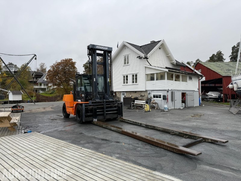 Doosan D160S-5 - 867 timer - Ny godkjenning- gaffel forlengere - Materialhåndteringsutstyr: bilde 5 Doosan D160S-5 - 867 timer - Ny godkjenning- gaffel forlengere - Materialhåndteringsutstyr: bilde 5