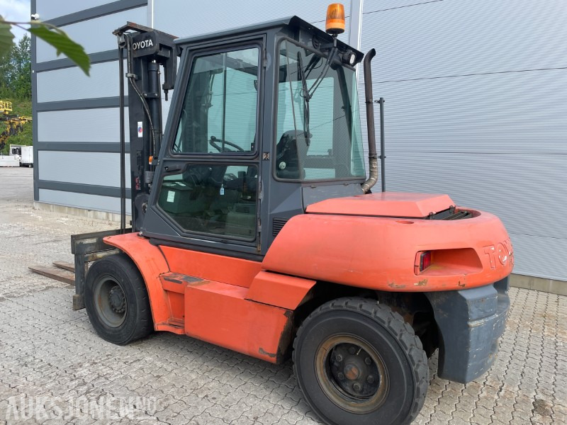 Toyota Tonero 5FD70 7T - Materialhåndteringsutstyr: bilde 2 Toyota Tonero 5FD70 7T - Materialhåndteringsutstyr: bilde 2