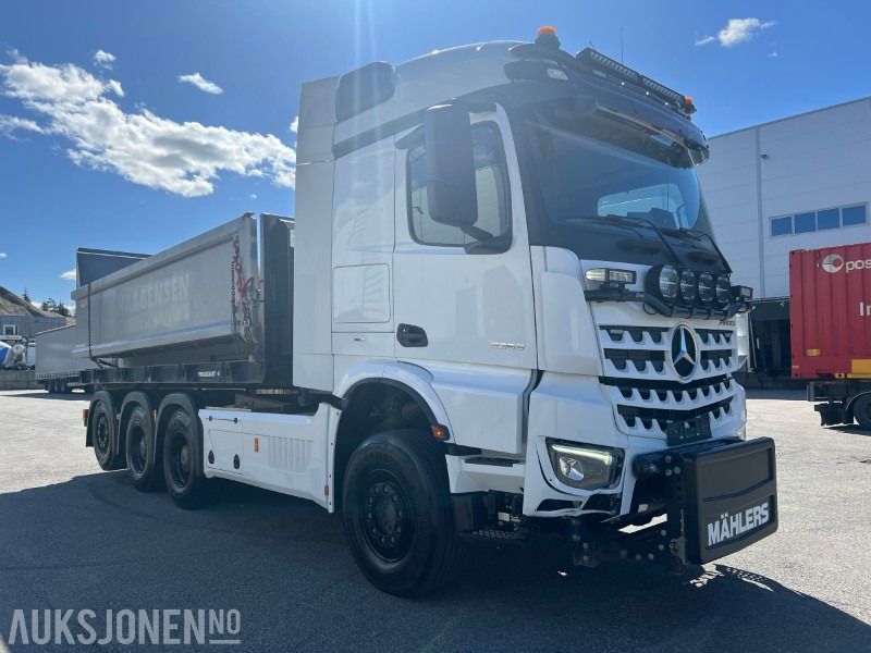 Mercedes-Benz Arocs 3253 Tridem krokbil brøyte rigget - Krokbil: bilde 1 Mercedes-Benz Arocs 3253 Tridem krokbil brøyte rigget - Krokbil: bilde 1