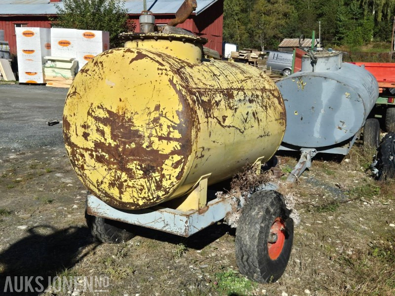 Mobil Dieseltank med hjulgang ca 1400 l - Anleggsmaskiner: bilde 5 Mobil Dieseltank med hjulgang ca 1400 l - Anleggsmaskiner: bilde 5