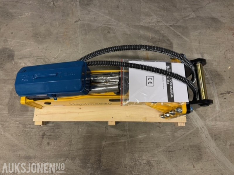 NY HENIMA PIGGHAMMER TIL 2,5-4,5 TONNS GRAVEMASKIN S40 - Hydraulisk hammer: bilde 4 NY HENIMA PIGGHAMMER TIL 2,5-4,5 TONNS GRAVEMASKIN S40 - Hydraulisk hammer: bilde 4