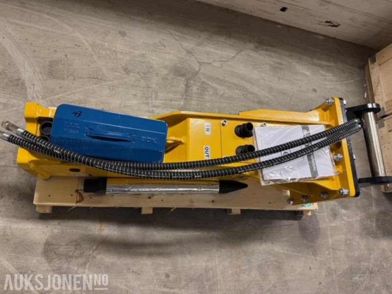 NY HENIMA PIGGHAMMER TIL 6-9 TONNS GRAVEMASKIN S50 M/GARANTI - Hydraulisk hammer: bilde 4 NY HENIMA PIGGHAMMER TIL 6-9 TONNS GRAVEMASKIN S50 M/GARANTI - Hydraulisk hammer: bilde 4