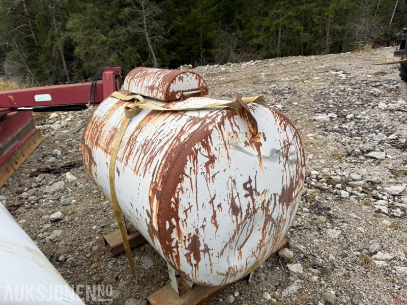 Sb dieseltank - Anleggsmaskiner: bilde 4 Sb dieseltank - Anleggsmaskiner: bilde 4