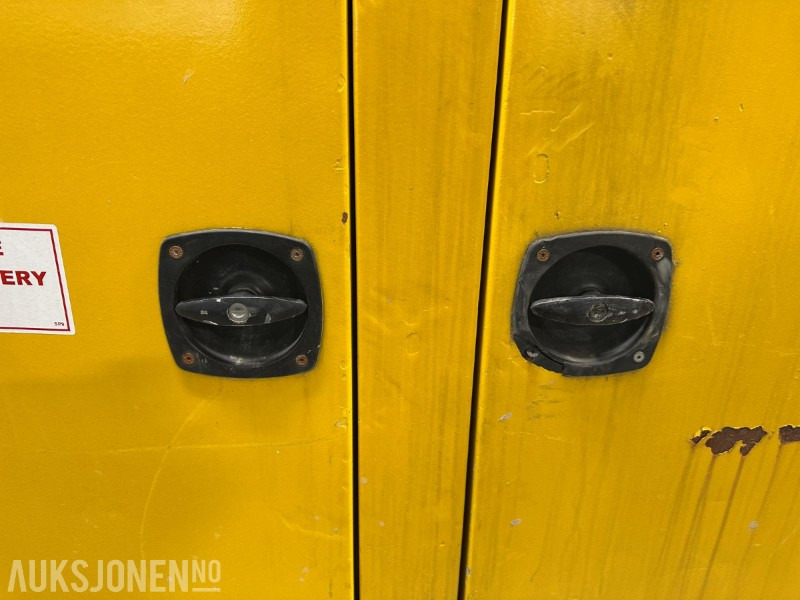 Selwood S100 dieselaggregat – 2006 – 8322 timer - støydempet kapsling - Anleggsmaskiner: bilde 2 Selwood S100 dieselaggregat – 2006 – 8322 timer - støydempet kapsling - Anleggsmaskiner: bilde 2