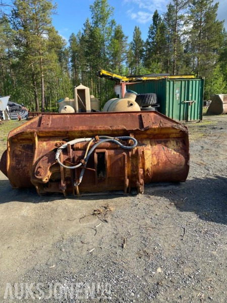 Sidetippsskuffe Cat 950 - Anleggsmaskiner: bilde 2 Sidetippsskuffe Cat 950 - Anleggsmaskiner: bilde 2