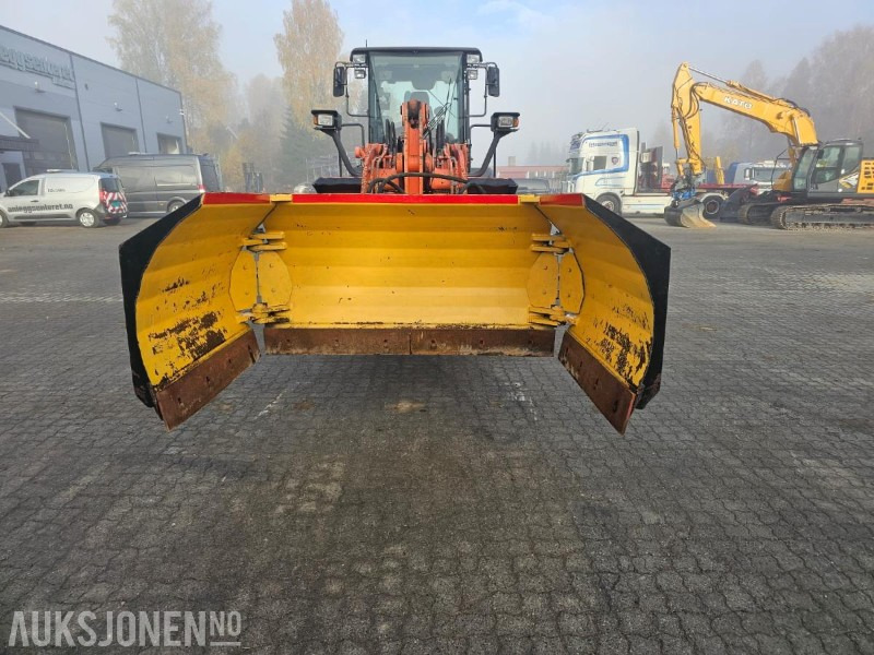 Store BM Gjerstad 450 cm U-plog (L-60 til L-120) - Snøplog: bilde 2 Store BM Gjerstad 450 cm U-plog (L-60 til L-120) - Snøplog: bilde 2