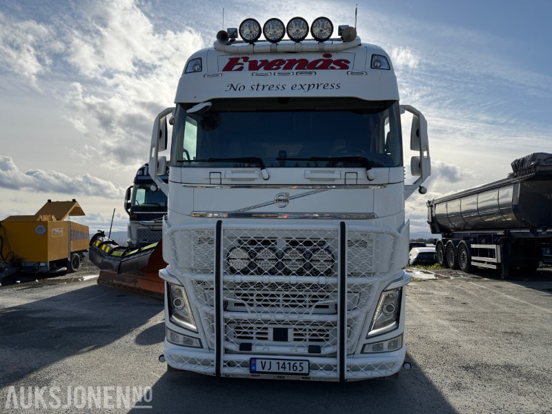 Volvo FH540 6x4 – 2019-modell | Tandemtrekker med tipp-hydraulikk, luftfjæring og retarder - Trekkvogn: bilde 5 Volvo FH540 6x4 – 2019-modell | Tandemtrekker med tipp-hydraulikk, luftfjæring og retarder - Trekkvogn: bilde 5