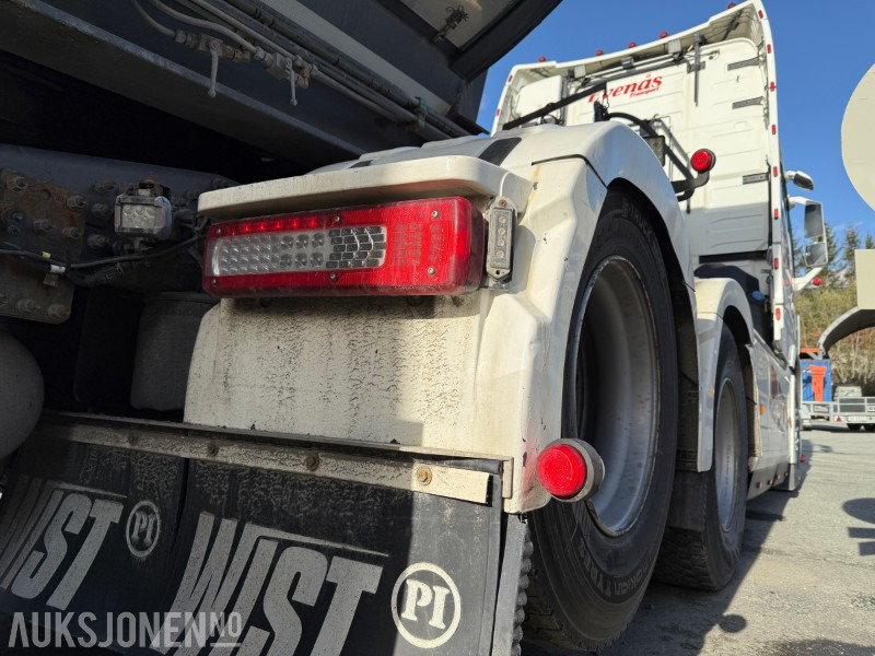 Volvo FH540 6x4 – 2019-modell | Tandemtrekker med tipp-hydraulikk, luftfjæring og retarder - Trekkvogn: bilde 4 Volvo FH540 6x4 – 2019-modell | Tandemtrekker med tipp-hydraulikk, luftfjæring og retarder - Trekkvogn: bilde 4