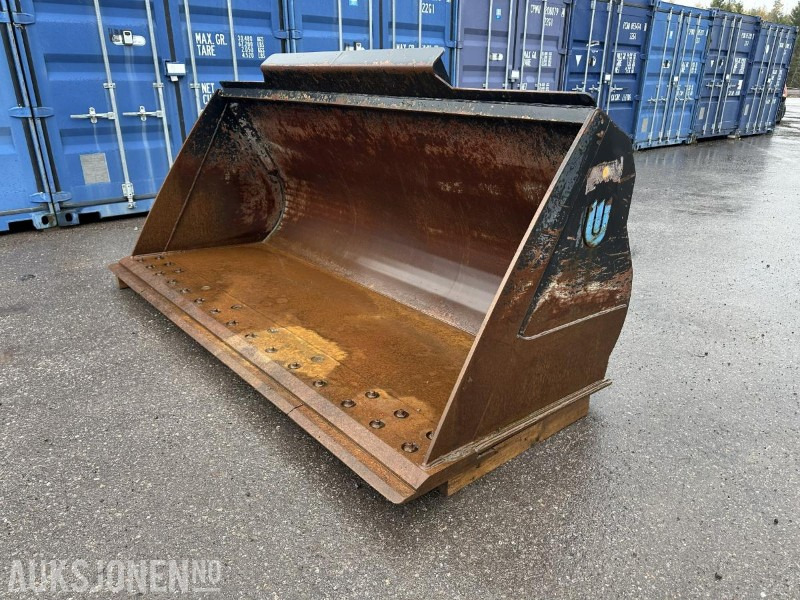 UFO Lasteskuff 2500L BM-feste - Anleggsmaskiner: bilde 2 UFO Lasteskuff 2500L BM-feste - Anleggsmaskiner: bilde 2