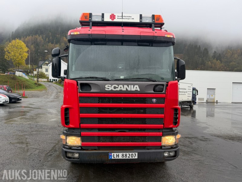 1999 Scania R124 Spyle/sugebil med Korp&Son påbygg - Utility-/ Spesiell maskin: bilde 5 1999 Scania R124 Spyle/sugebil med Korp&Son påbygg - Utility-/ Spesiell maskin: bilde 5