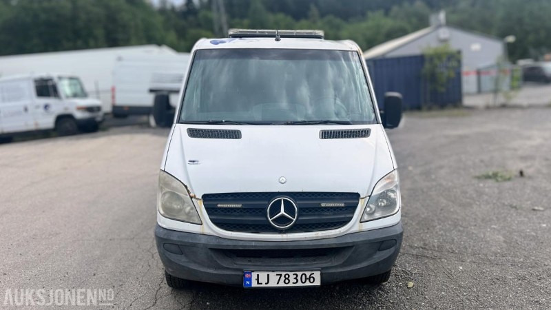 2007 Mercedes-Benz Sprinter 518 CDI | Spylebil | 184 hk | Komplett rigg med tank og slangetromler - Utility-/ Spesiell maskin: bilde 2 2007 Mercedes-Benz Sprinter 518 CDI | Spylebil | 184 hk | Komplett rigg med tank og slangetromler - Utility-/ Spesiell maskin: bilde 2
