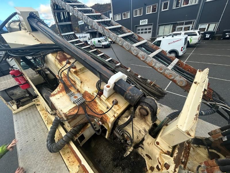 Leie  2013 Volvo FMX 370 6X4 med NORMET Esslift 1000 plattform / korg - nylig EU godkjent 2013 Volvo FMX 370 6X4 med NORMET Esslift 1000 plattform / korg - nylig EU godkjent: bilde 14