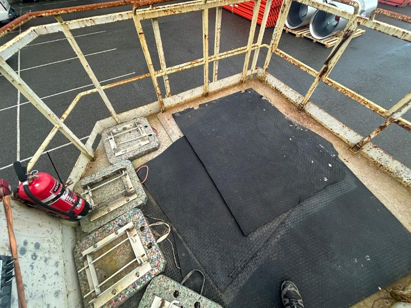 Leie  2013 Volvo FMX 370 6X4 med NORMET Esslift 1000 plattform / korg - nylig EU godkjent 2013 Volvo FMX 370 6X4 med NORMET Esslift 1000 plattform / korg - nylig EU godkjent: bilde 10