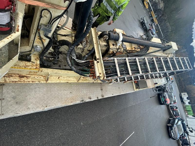 Leie  2013 Volvo FMX 370 6X4 med NORMET Esslift 1000 plattform / korg - nylig EU godkjent 2013 Volvo FMX 370 6X4 med NORMET Esslift 1000 plattform / korg - nylig EU godkjent: bilde 12