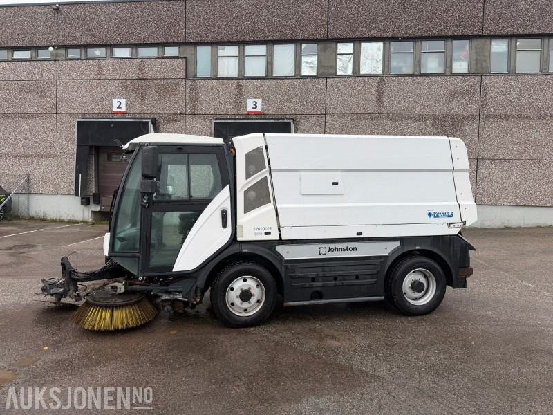2017 JOHNSTON C401 Kompaktfeiemaskin 5,6 m3 - Utility-/ Spesiell maskin: bilde 2 2017 JOHNSTON C401 Kompaktfeiemaskin 5,6 m3 - Utility-/ Spesiell maskin: bilde 2