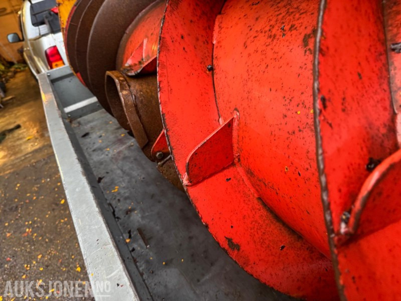 1975 Viking PEX 722 H U PTO-drevet snøfres - Utstyr for Bygg og anlegg: bilde 4 1975 Viking PEX 722 H U PTO-drevet snøfres - Utstyr for Bygg og anlegg: bilde 4