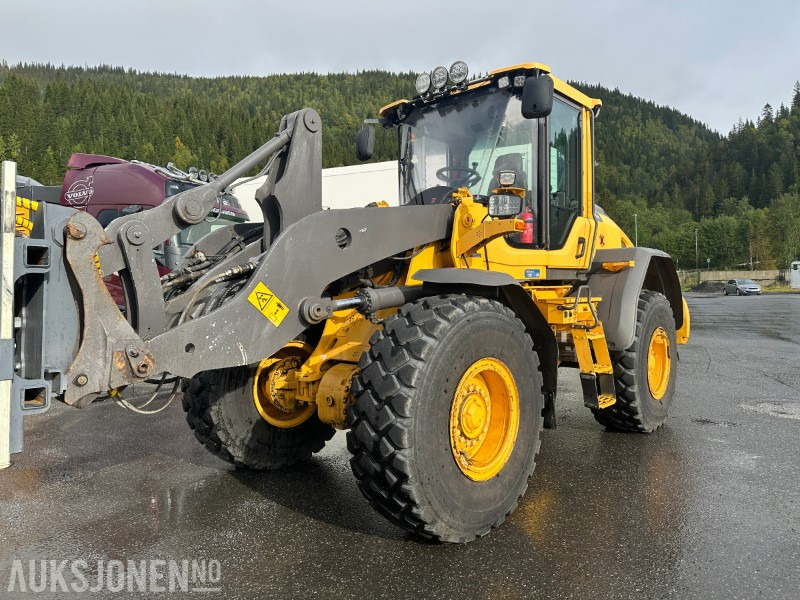 Volvo L90H HJULLASTER MED MYE UTSTYR - 7247 TIMER - Hjullaster: bilde 2 Volvo L90H HJULLASTER MED MYE UTSTYR - 7247 TIMER - Hjullaster: bilde 2