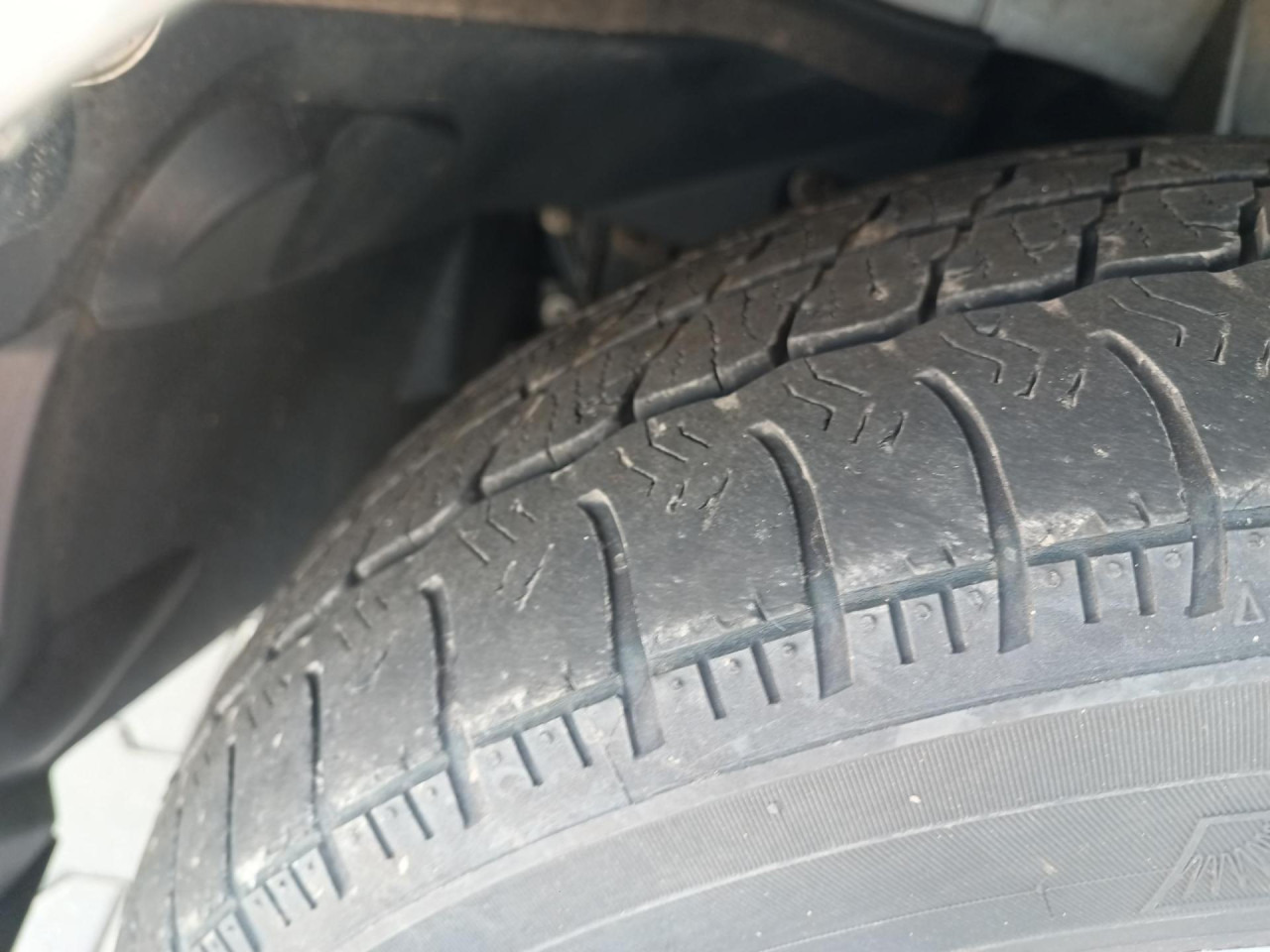 IVECO Daily 35 S 16 V - Kassebil: bilde 3 IVECO Daily 35 S 16 V - Kassebil: bilde 3